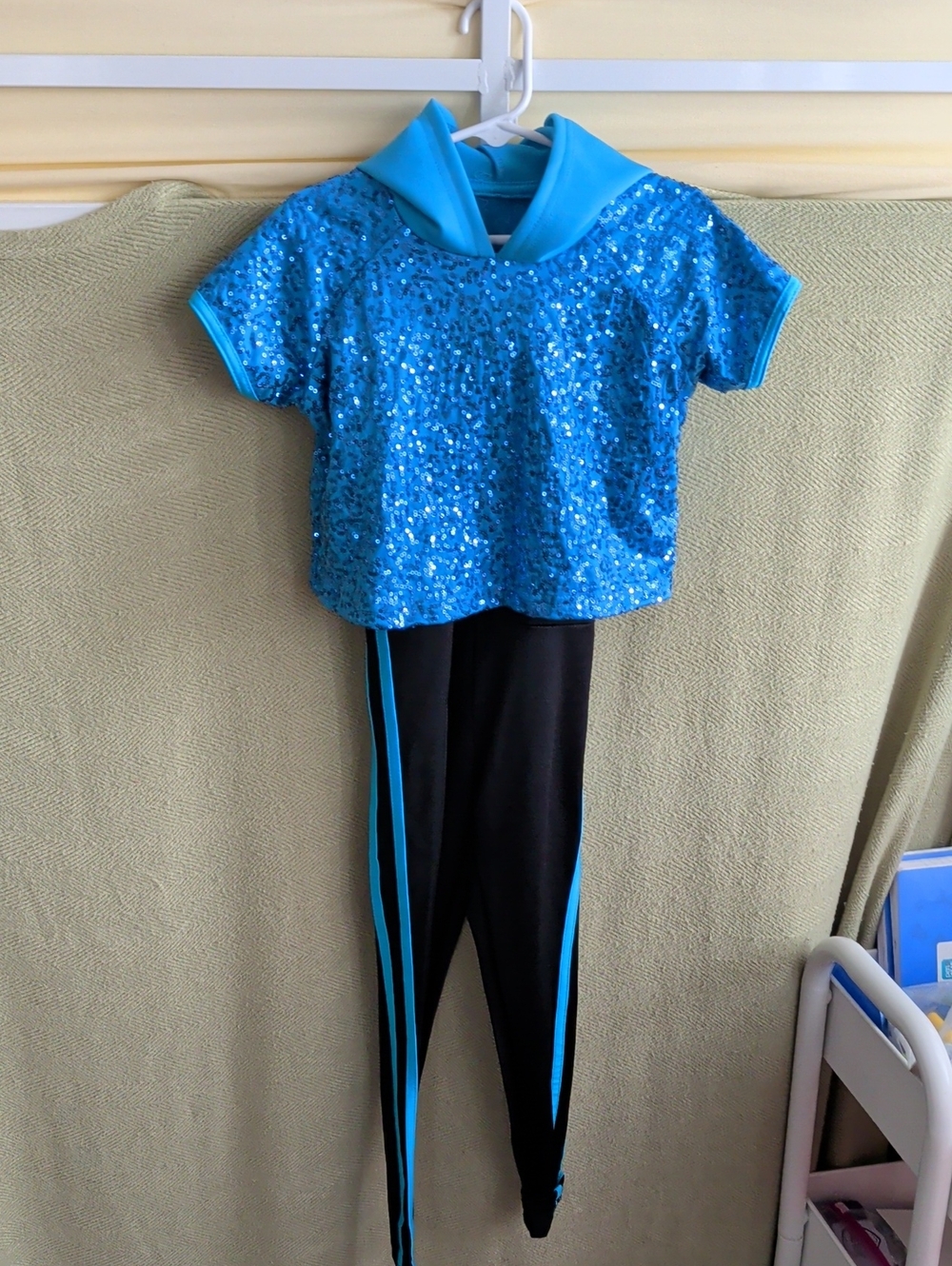 Weissman SC Girls Sequin Hoodie Dance Set - Bright Blue
